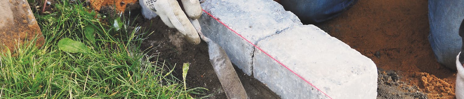 Styrk indkørslen med støbt kantsikring